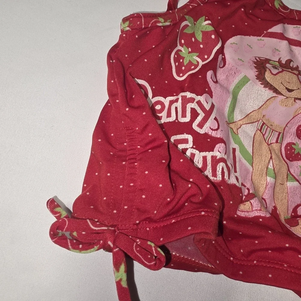 Vintage 2005 Strawberry Shortcake Girls Swim‎ Top Berry Fun Red Size 6 READ
